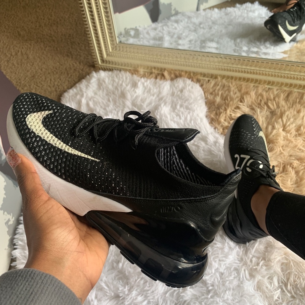 Women’s Nike 270